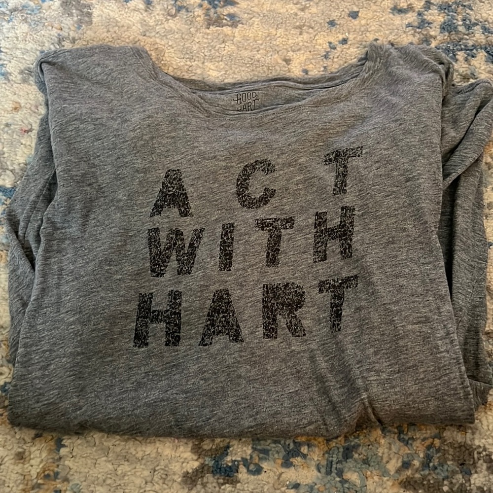 Good hart act with heart super soft tee. Size XL